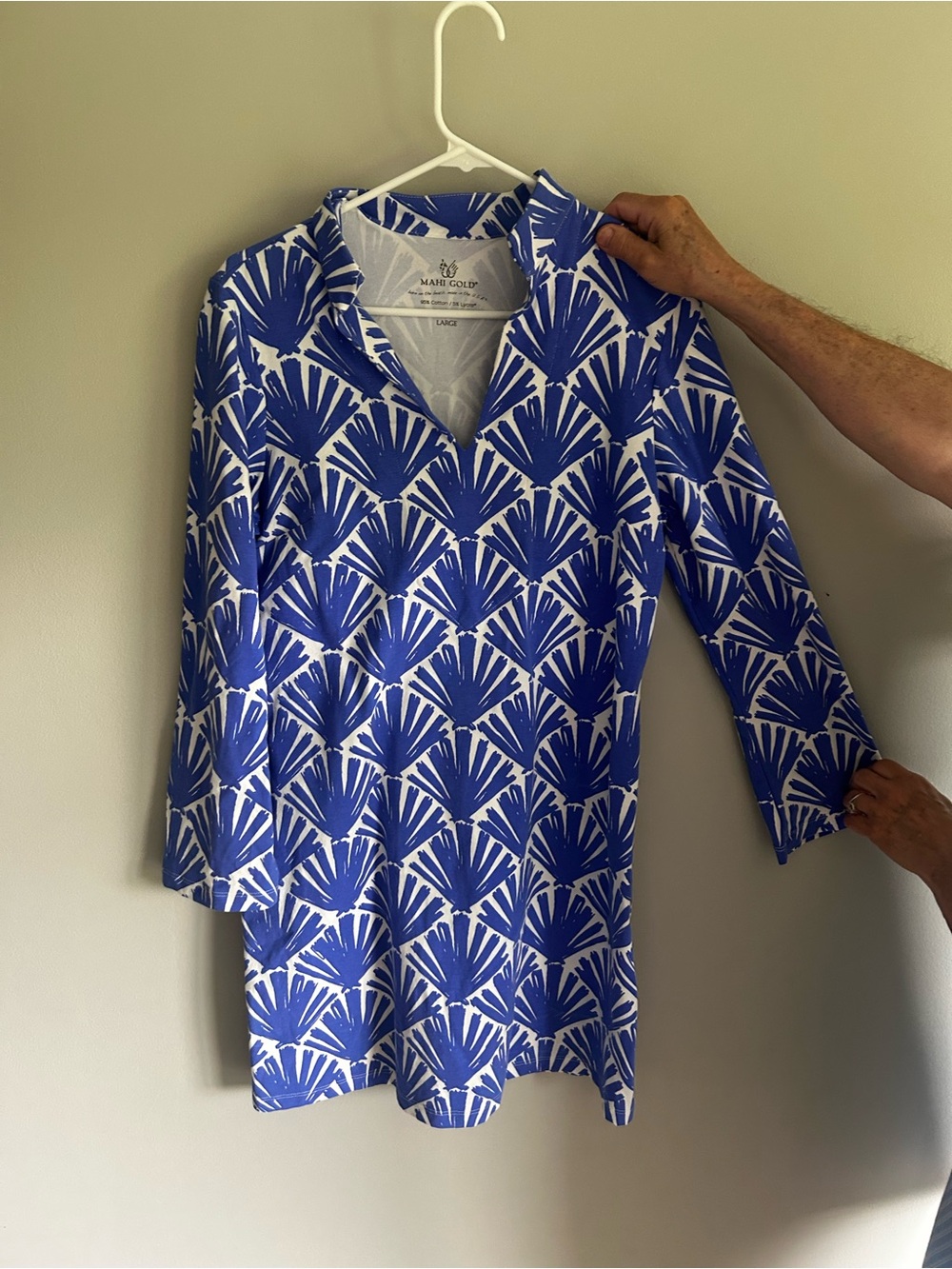 MAHI GOLD Blue & White Printed Shirt
